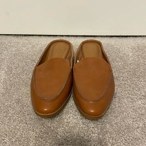 Universal Thread brown 5 Mules